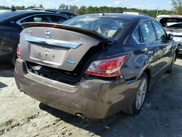 1N4AL3AP0DN483206 - 2013 NISSAN ALTIMA 2.5 BROWN photo 4