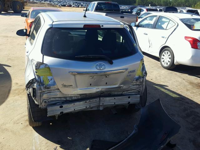 JTDKTUD39CD522117 - 2012 TOYOTA YARIS SILVER photo 9