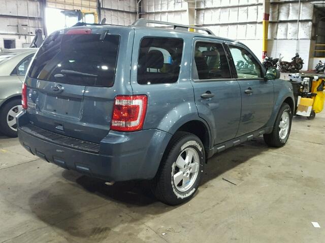 1FMCU9D74CKB82755 - 2012 FORD ESCAPE XLT BLUE photo 4