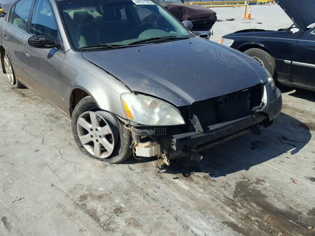 1N4AL11D04C150462 - 2004 NISSAN ALTIMA BAS SILVER photo 9