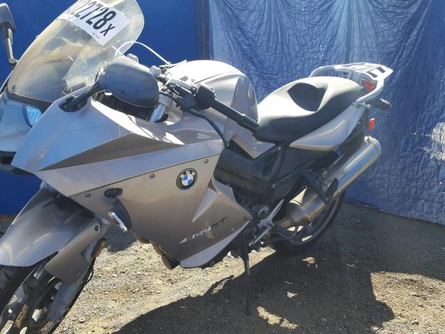 WB1024405AZR12239 - 2010 BMW F800 ST GOLD photo 2