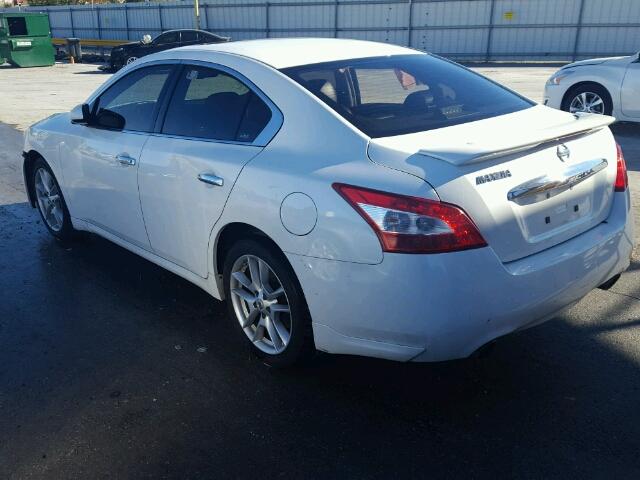 1N4AA5AP9BC804086 - 2011 NISSAN MAXIMA S WHITE photo 3