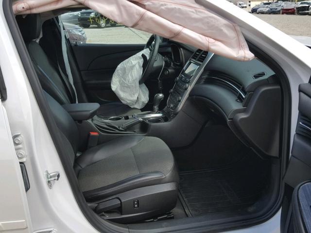 1G11C5SLXFF129927 - 2015 CHEVROLET MALIBU 1LT WHITE photo 5