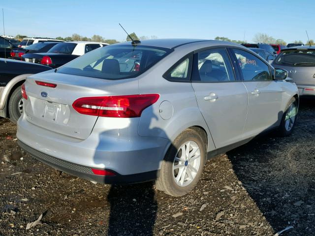 1FADP3F27HL312713 - 2017 FORD FOCUS SE SILVER photo 4