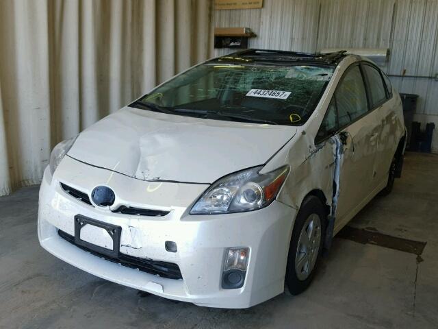 JTDKN3DU3A0243151 - 2010 TOYOTA PRIUS WHITE photo 2