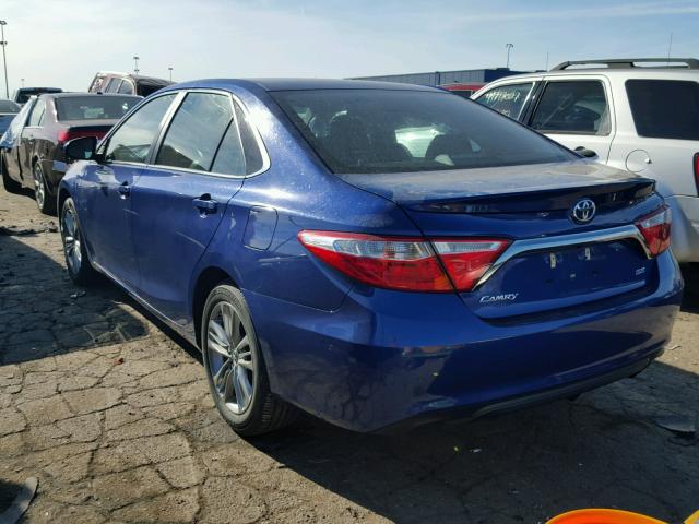 4T1BF1FK9FU969525 - 2015 TOYOTA CAMRY LE 蓝色 照片 3