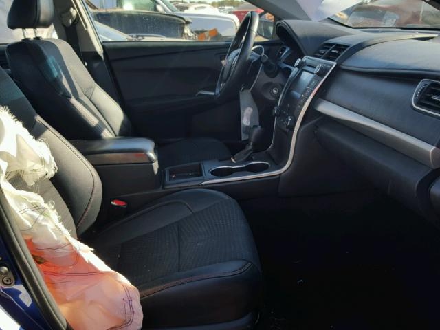 4T1BF1FK9FU969525 - 2015 TOYOTA CAMRY LE 蓝色 照片 5