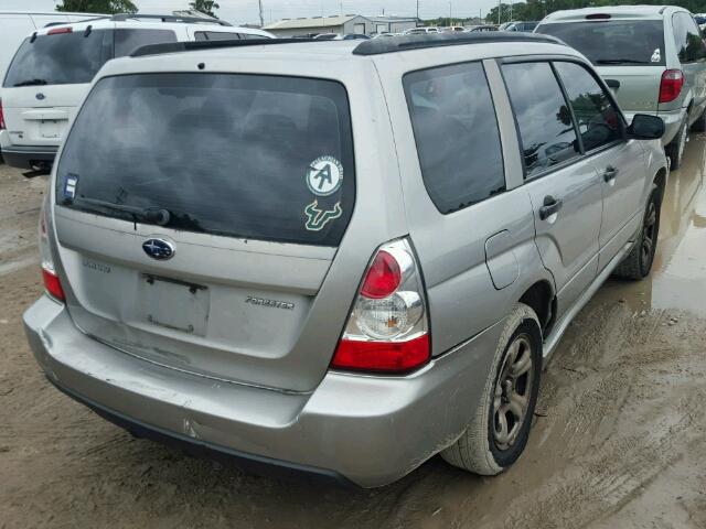 JF1SG63686H701313 - 2006 SUBARU FORESTER 2 SILVER photo 4