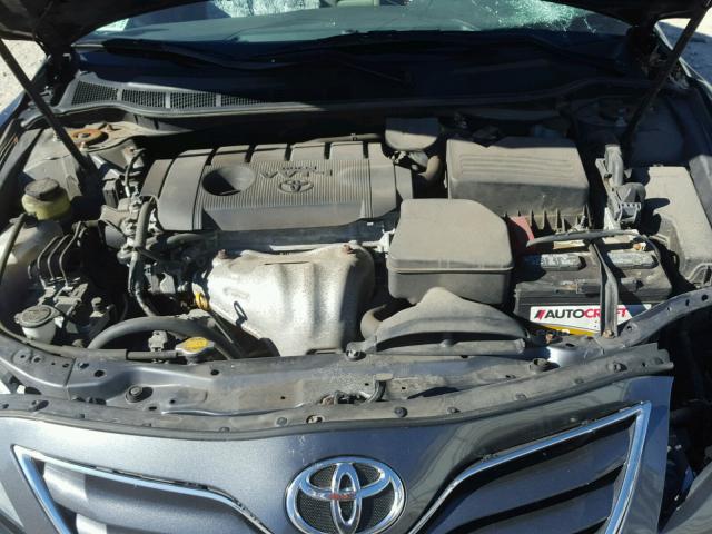 4T1BF3EK5BU597480 - 2011 TOYOTA CAMRY GRAY photo 7