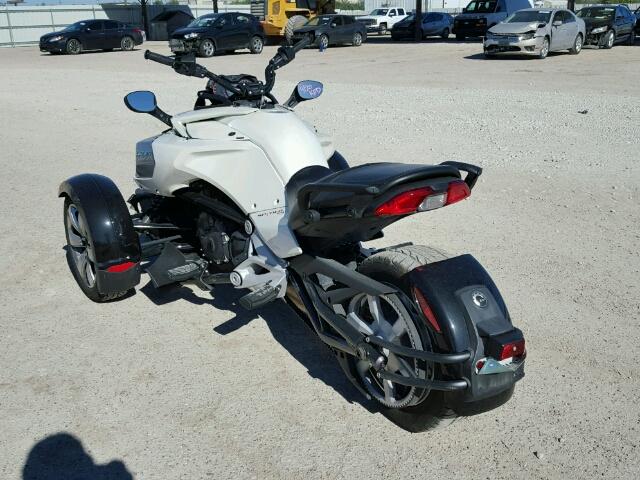 2BXRDDD28FV001272 - 2015 CAN-AM SPYDER ROA WHITE photo 3