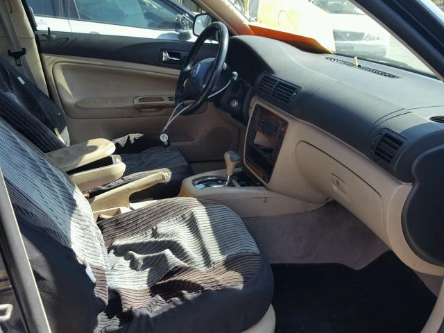 WVWPD63BXXE454143 - 1999 VOLKSWAGEN PASSAT GLX 蓝色 照片 5