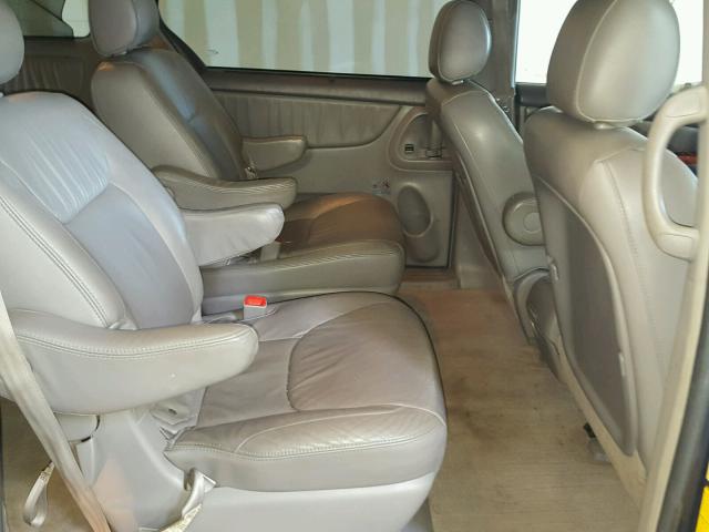 5TDBK22C98S016762 - 2008 TOYOTA SIENNA XLE GRAY photo 6