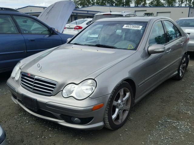 WDBRF52H17E023403 - 2007 MERCEDES-BENZ C 230 GRAY photo 2