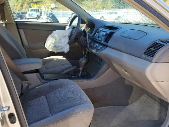 4T1BF32K75U591334 - 2005 TOYOTA CAMRY LE 金色 照片 5