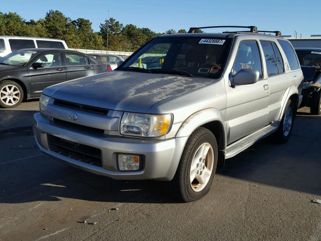 JNRDR07Y61W102789 - 2001 INFINITI QX4 GRAY photo 2