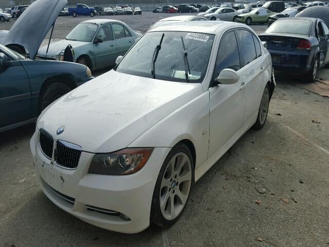 WBAVB73568VH25956 - 2008 BMW 335 I WHITE photo 2