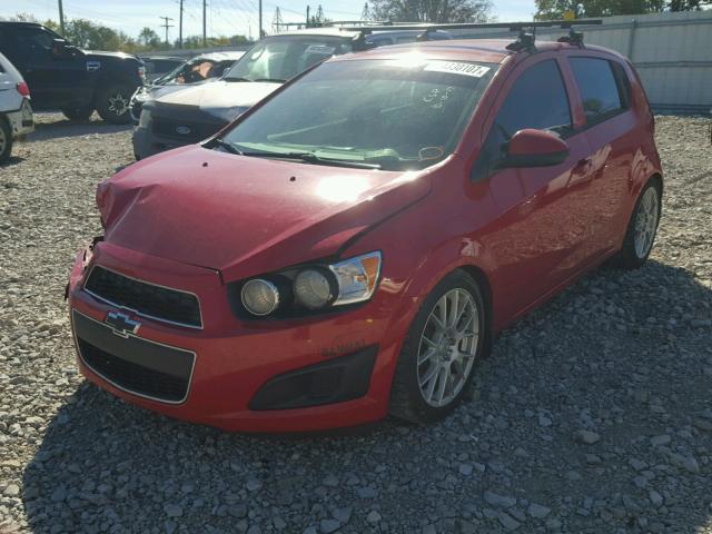 1G1JD6SB2D4197688 - 2013 CHEVROLET SONIC LT RED photo 2