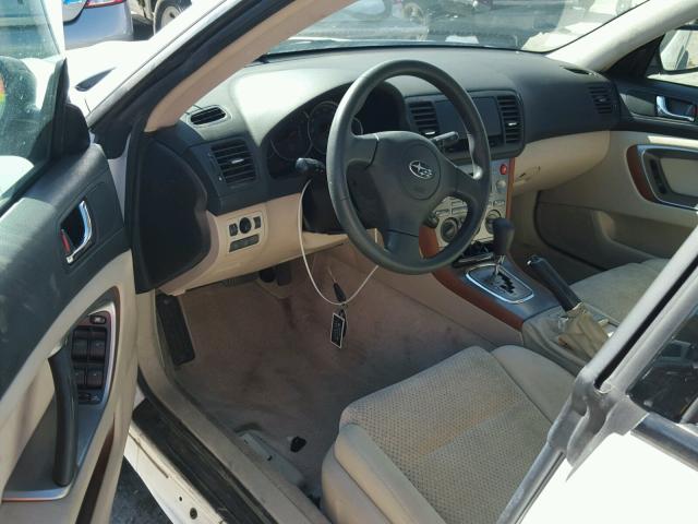 4S4BP61CX67318476 - 2006 SUBARU LEGACY WHITE photo 9