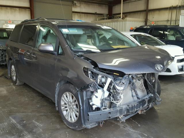 5TDYK3DC1CS271492 - 2012 TOYOTA SIENNA XLE GRAY photo 1