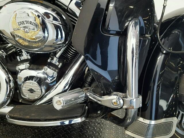 1HD1KEM17DB641718 - 2013 HARLEY-DAVIDSON FLHTK ELEC 黑色 照片 17