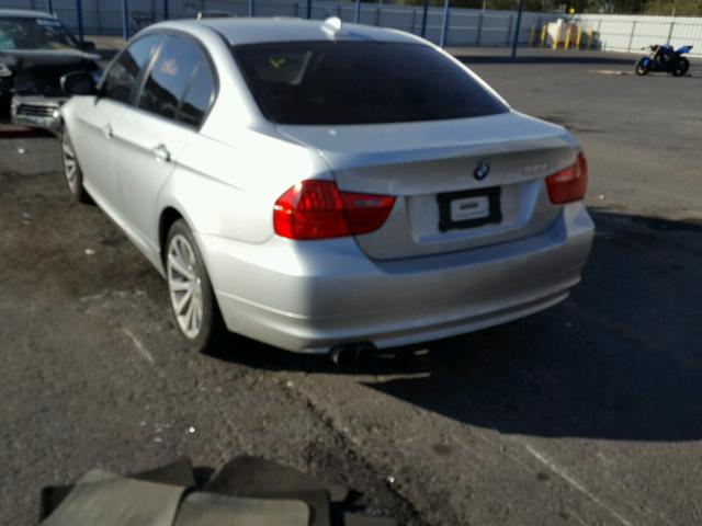 WBAPH5G57BNM71376 - 2011 BMW 328 I SULE SILVER photo 3