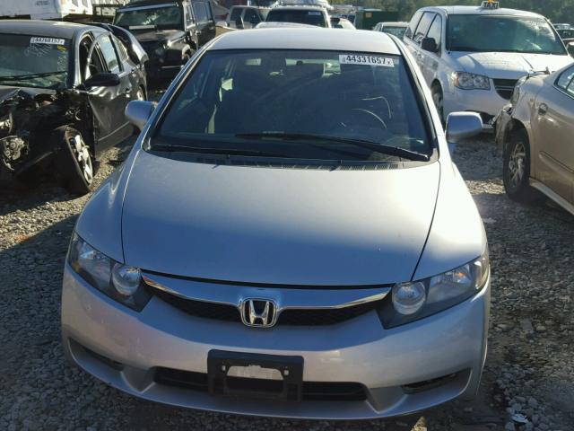 2HGFA16569H308283 - 2009 HONDA CIVIC LX SILVER photo 9