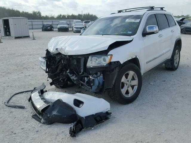 1C4RJEBT6DC511564 - 2013 JEEP GRAND CHER WHITE photo 2