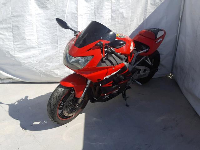 JH2SC4404YM005392 - 2000 HONDA CBR900 RR RED photo 2