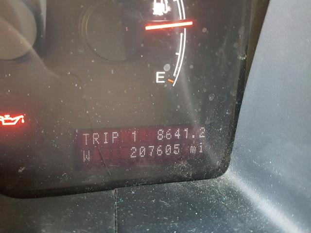 5LMFU28575LJ00881 - 2005 LINCOLN NAVIGATOR GRAY photo 8