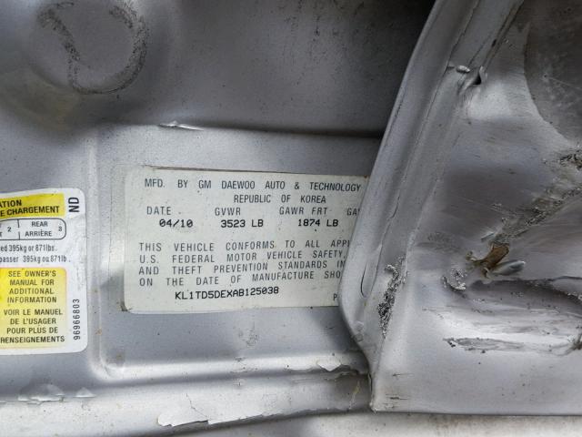 KL1TD5DEXAB125038 - 2010 CHEVROLET AVEO LS GRAY photo 10