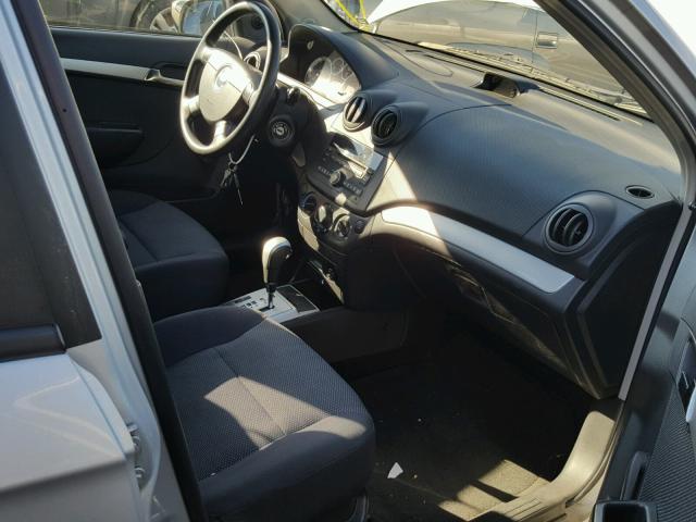 KL1TD5DEXAB125038 - 2010 CHEVROLET AVEO LS GRAY photo 5