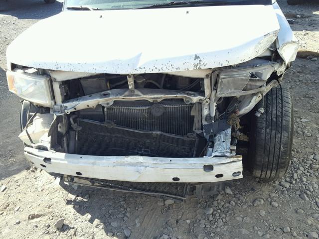 JTLKT324664122594 - 2006 TOYOTA SCION XB Blanco foto 9
