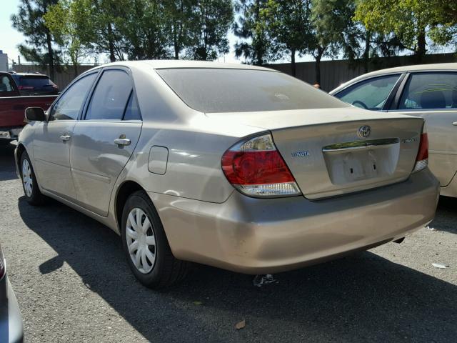 4T1BE32KX6U666919 - 2006 TOYOTA CAMRY LE GOLD photo 3