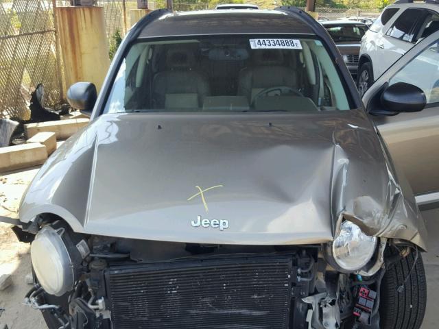 1J8FT57WX7D105892 - 2007 JEEP COMPASS LI TAN photo 7