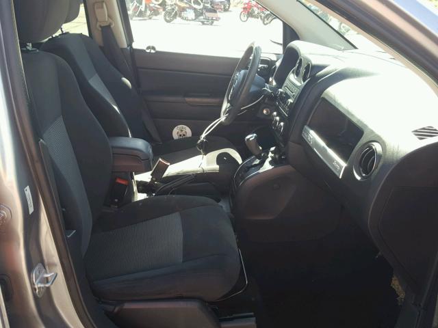 1C4NJDBB3ED841268 - 2014 JEEP COMPASS SP 银色 照片 5