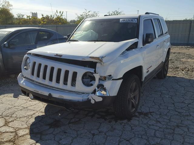 1C4NJRBB1HD111800 - 2017 JEEP PATRIOT SP WHITE photo 2