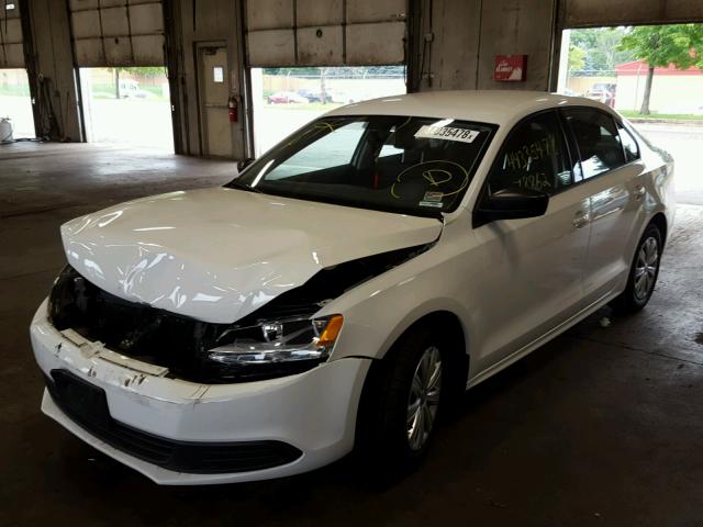 3VW2K7AJ3DM209476 - 2013 VOLKSWAGEN JETTA BASE Սպիտակ լուսանկար 2