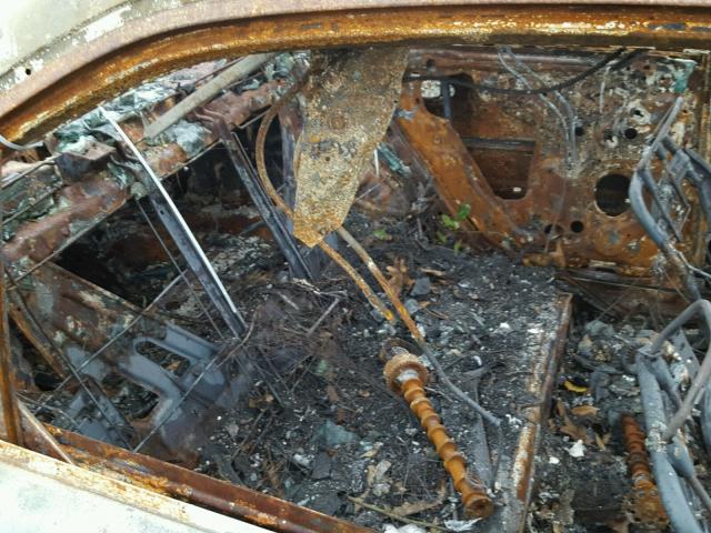 19UUA5671YA052812 - 2000 ACURA 3.2TL BURN photo 6