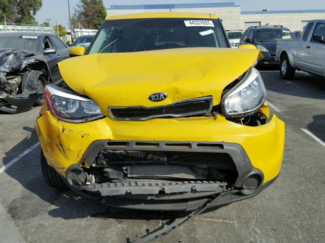 KNDJP3A51F7191262 - 2015 KIA SOUL + YELLOW photo 9