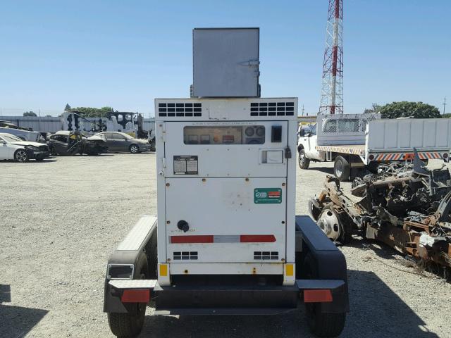 CA794686 - 1997 CABIN TRAILER GENERATOR WHITE photo 9