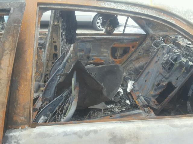 4T1BE32K85U532568 - 2005 TOYOTA CAMRY LE ნაცრისფერი ფოტო 10