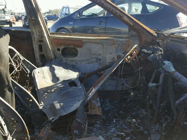 4T1BE32K85U532568 - 2005 TOYOTA CAMRY LE GRAY photo 5