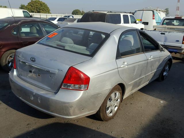 KNAFE222295663928 - 2009 KIA SPECTRA EX SILVER photo 4