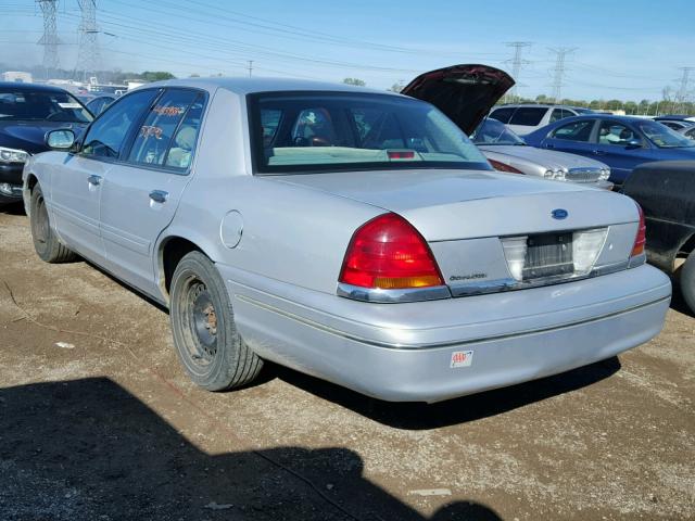 2FAFP73WXXX209813 - 1999 FORD CROWN VICT SILVER photo 3