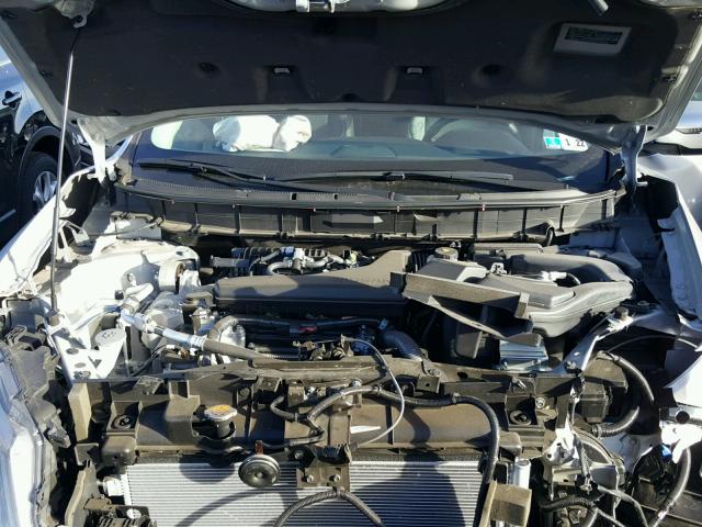 5N1AT2MV3GC864056 - 2016 NISSAN ROGUE S SILVER photo 7