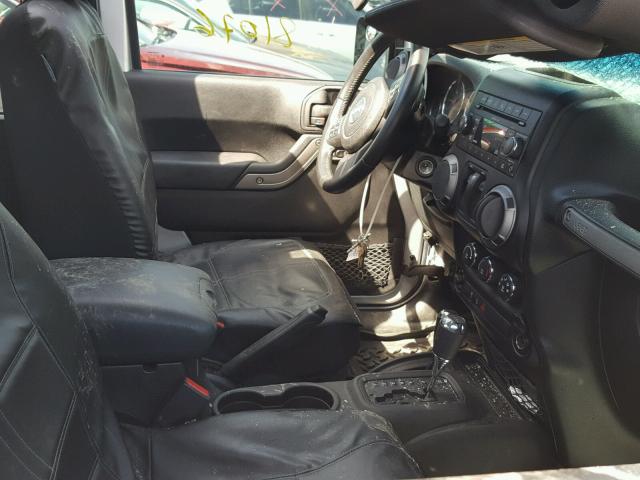 1J4GA2D12BL636232 - 2011 JEEP WRANGLER S SILVER photo 5