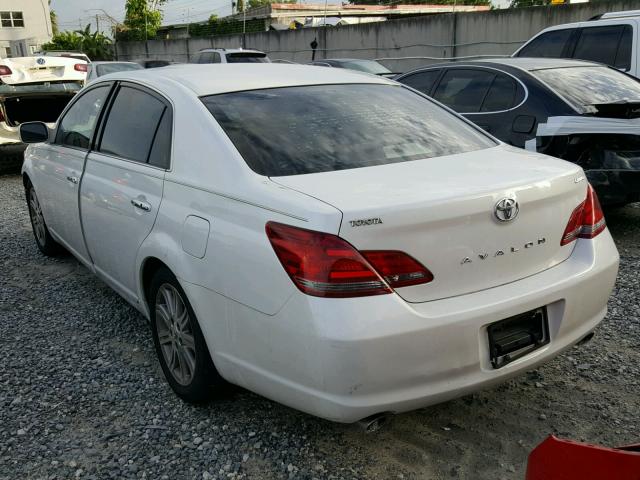 4T1BK36B88U320499 - 2008 TOYOTA AVALON WHITE photo 3