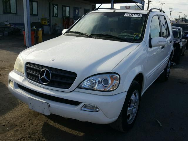 4JGAB57E43A416446 - 2003 MERCEDES-BENZ ML 350 WHITE photo 2