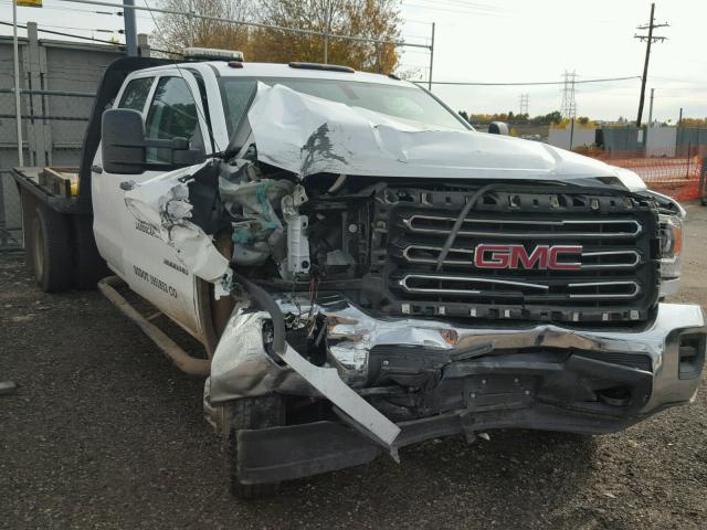 1GD421CGXFF184505 - 2015 GMC SIERRA K35 WHITE photo 1