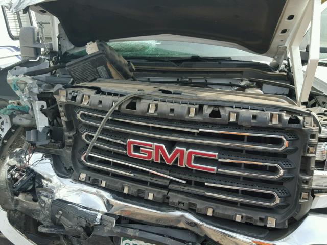 1GD421CGXFF184505 - 2015 GMC SIERRA K35 WHITE photo 7